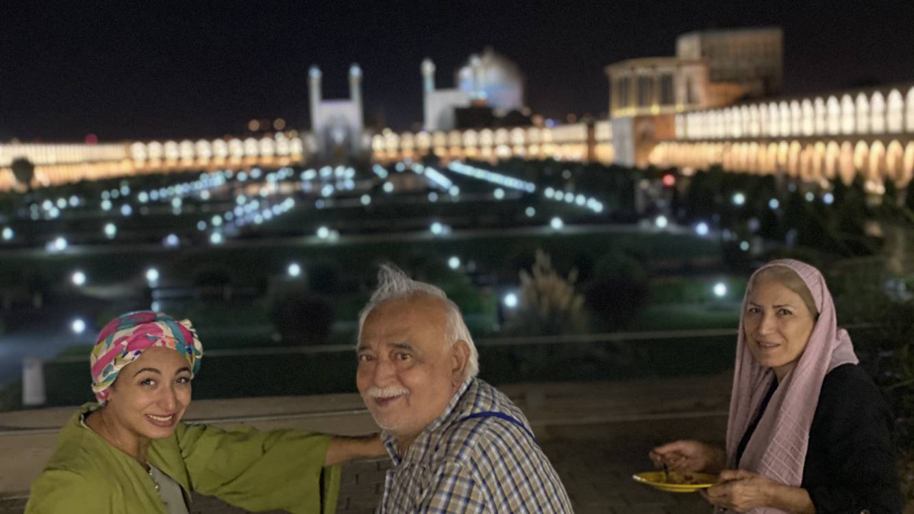 Isfahan Gheysariyeh cafe