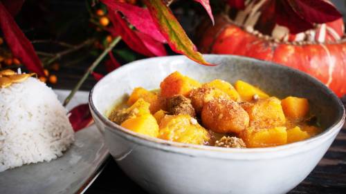 pumpkin stew with golden plum