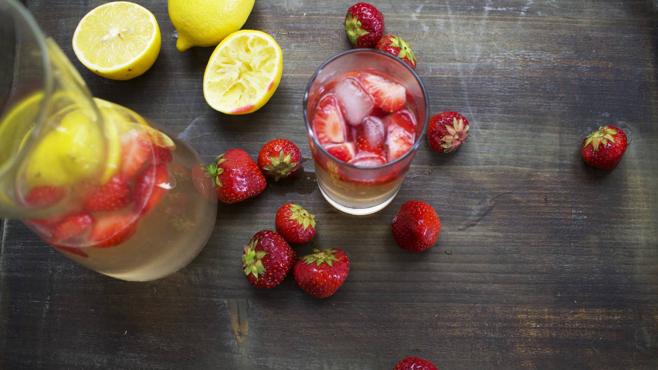 strawberry lemonade